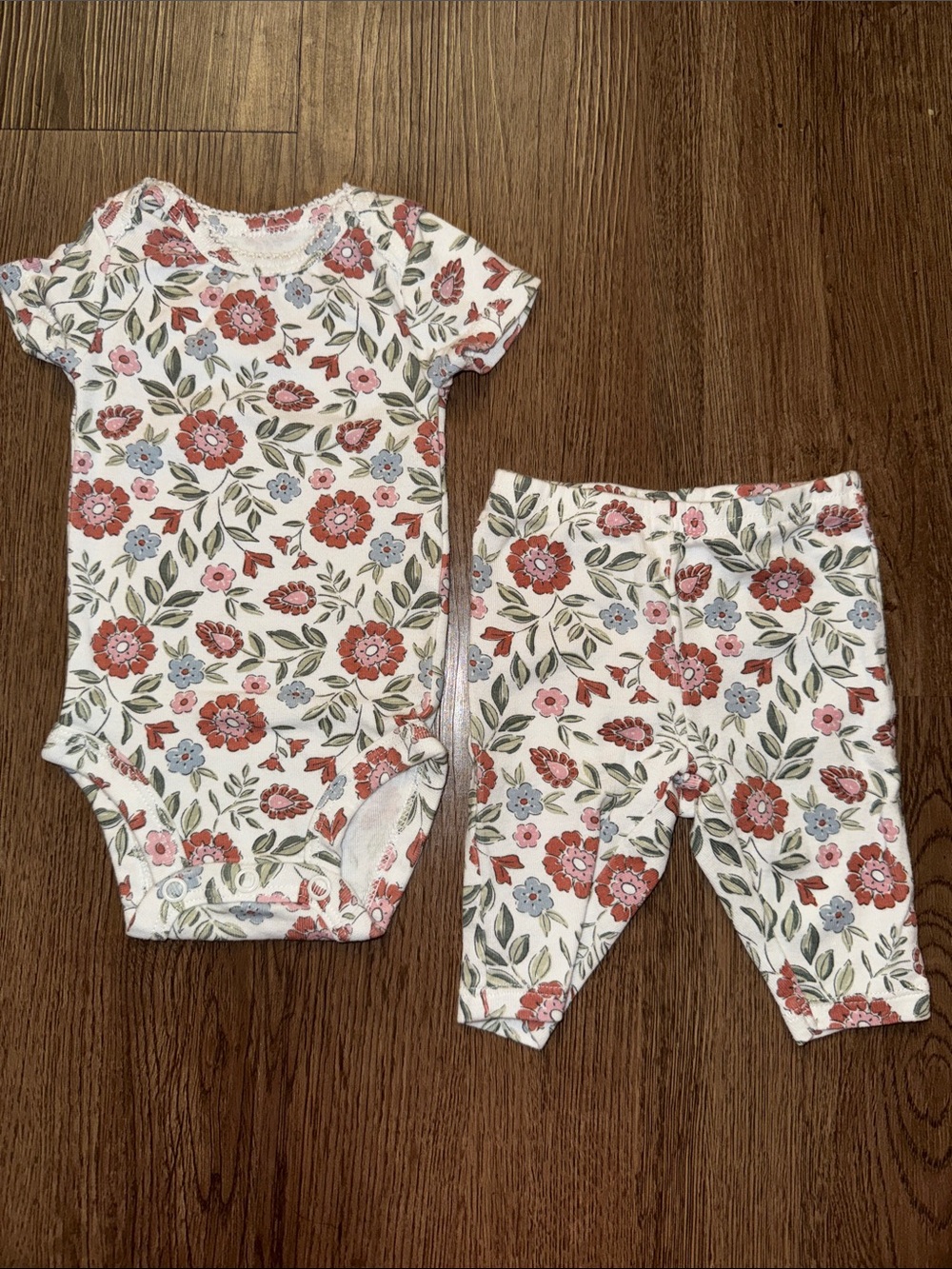 Floral Baby Girl Bodysuit & Leggings Set - White with Pink Floral